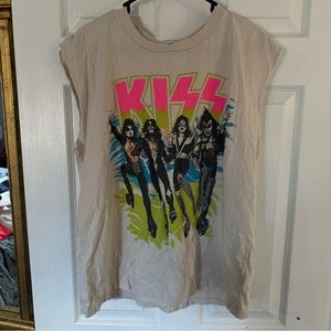 Kiss tshirt